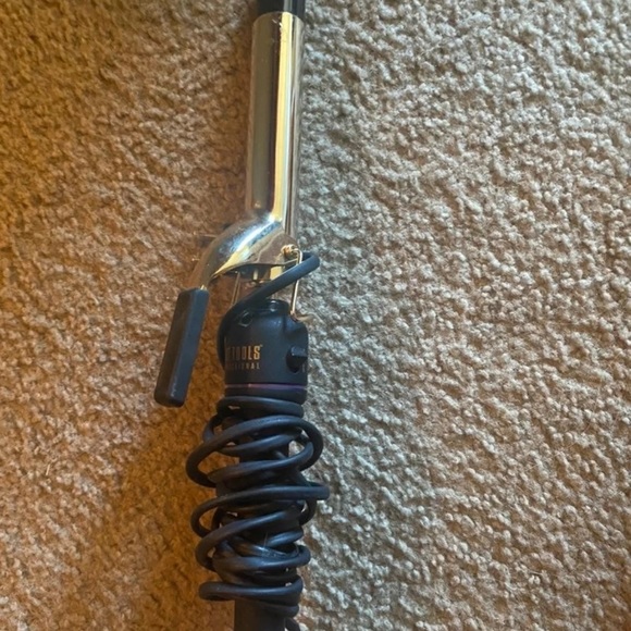 Hot Tools Curling Iron and Straightener with Glove - Picture 2 of 10